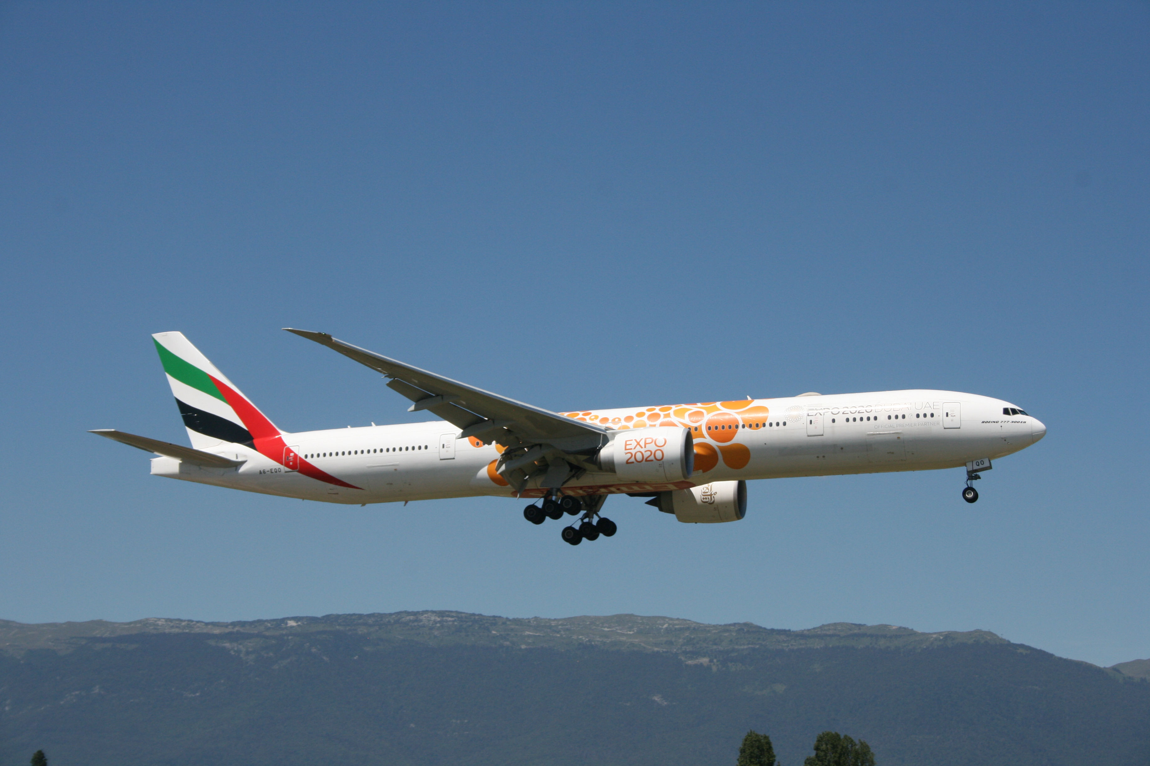 A6-EQO Boeing 777-31H ER Emirates GVA 19.4.2020