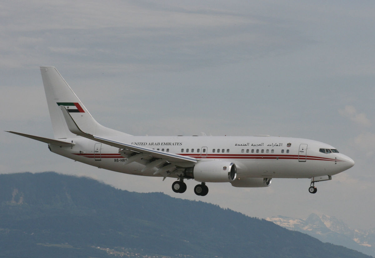 PH-AJU Douglas DC-2 A6-HRS Boeing B-737-7E0 United Arab Emirates GVA 14.6.2009