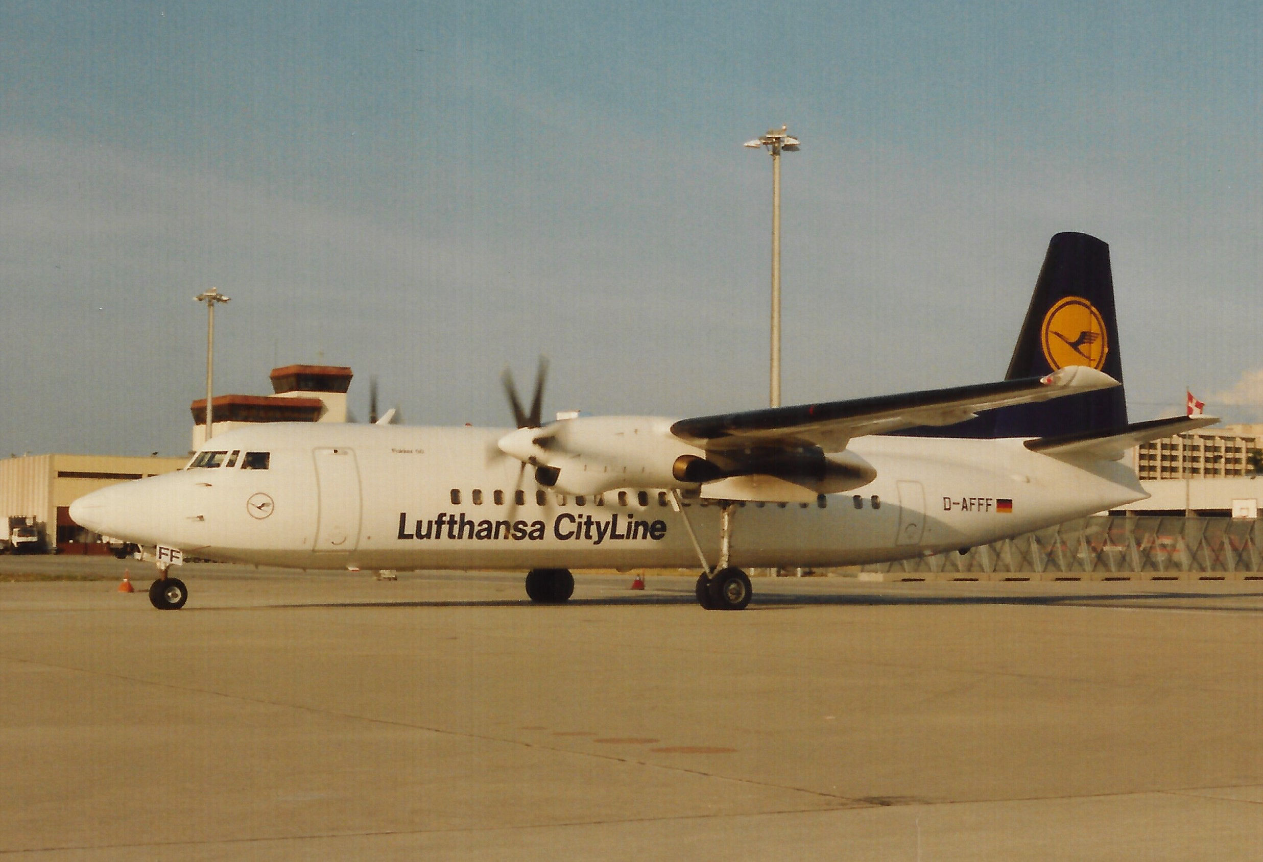 D-AFFF Fokker 50 LH Cityliner GVA 17.6.93 