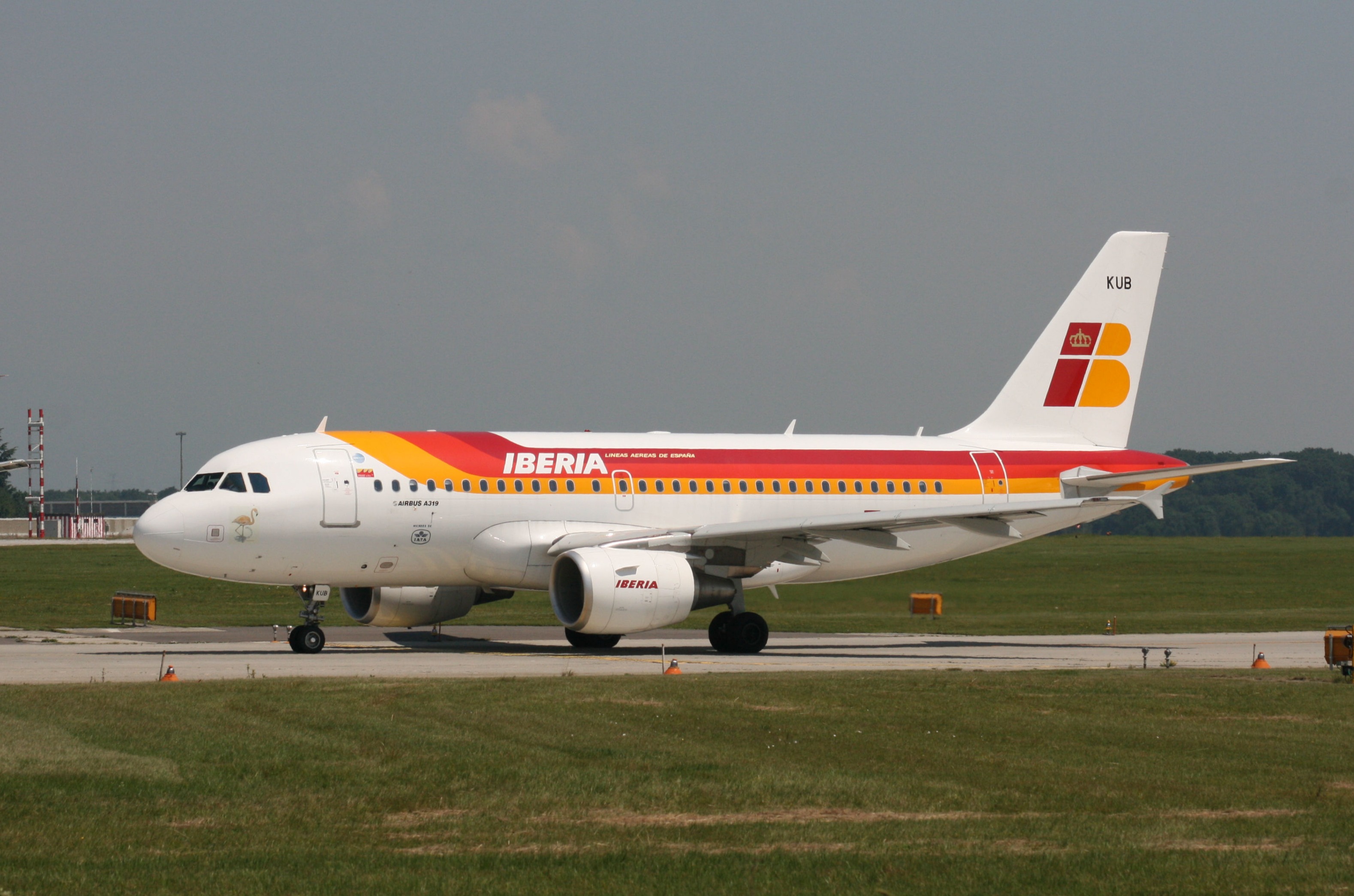 PH-AJU Douglas DC-2 EC-KUB A319-111Iberia GVA 27.6.2010