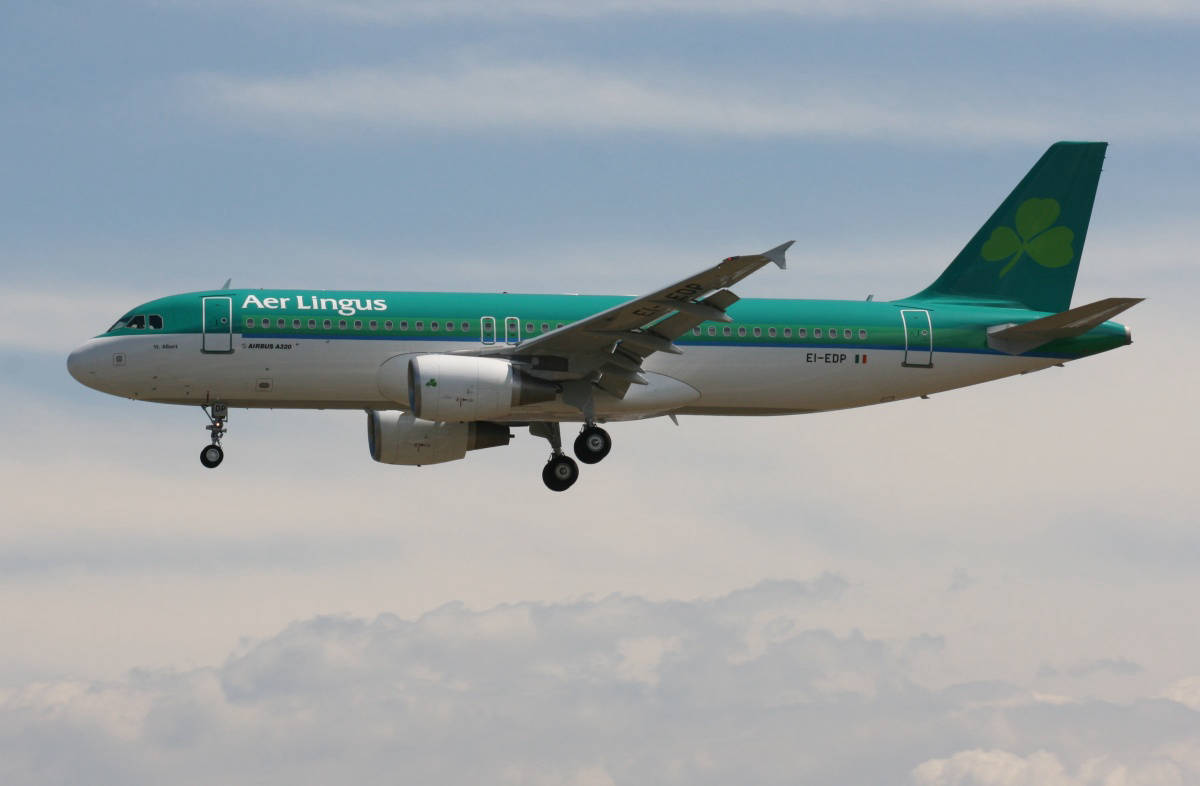 PH-AJU Douglas DC-2 EI-EDP A320-214 Air Lingus GVA 31.05.2009
