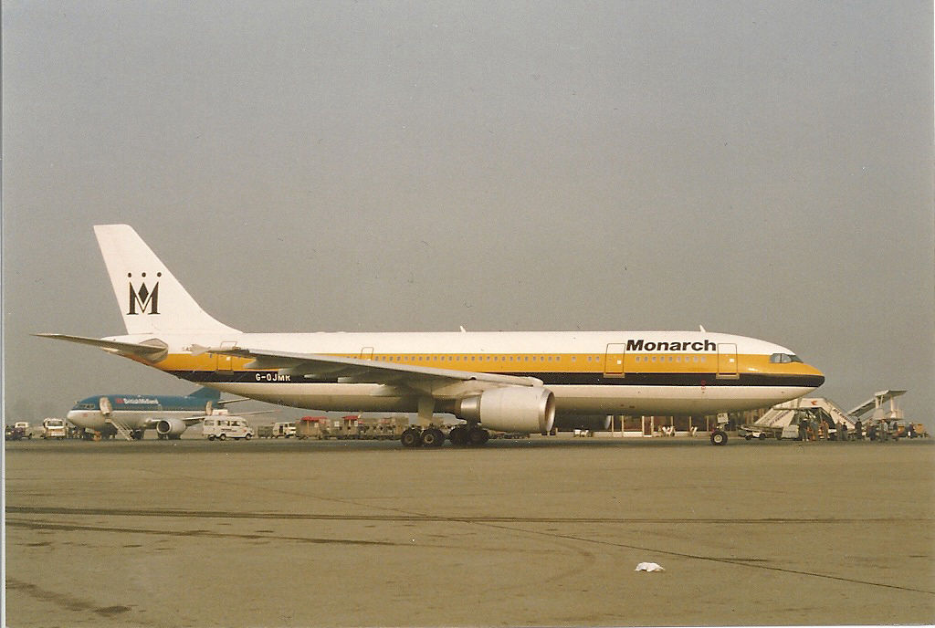 G-OJMR Airbus A300B4-605R Monarch  G-OJMR Airbus A300B4-605R Monarch