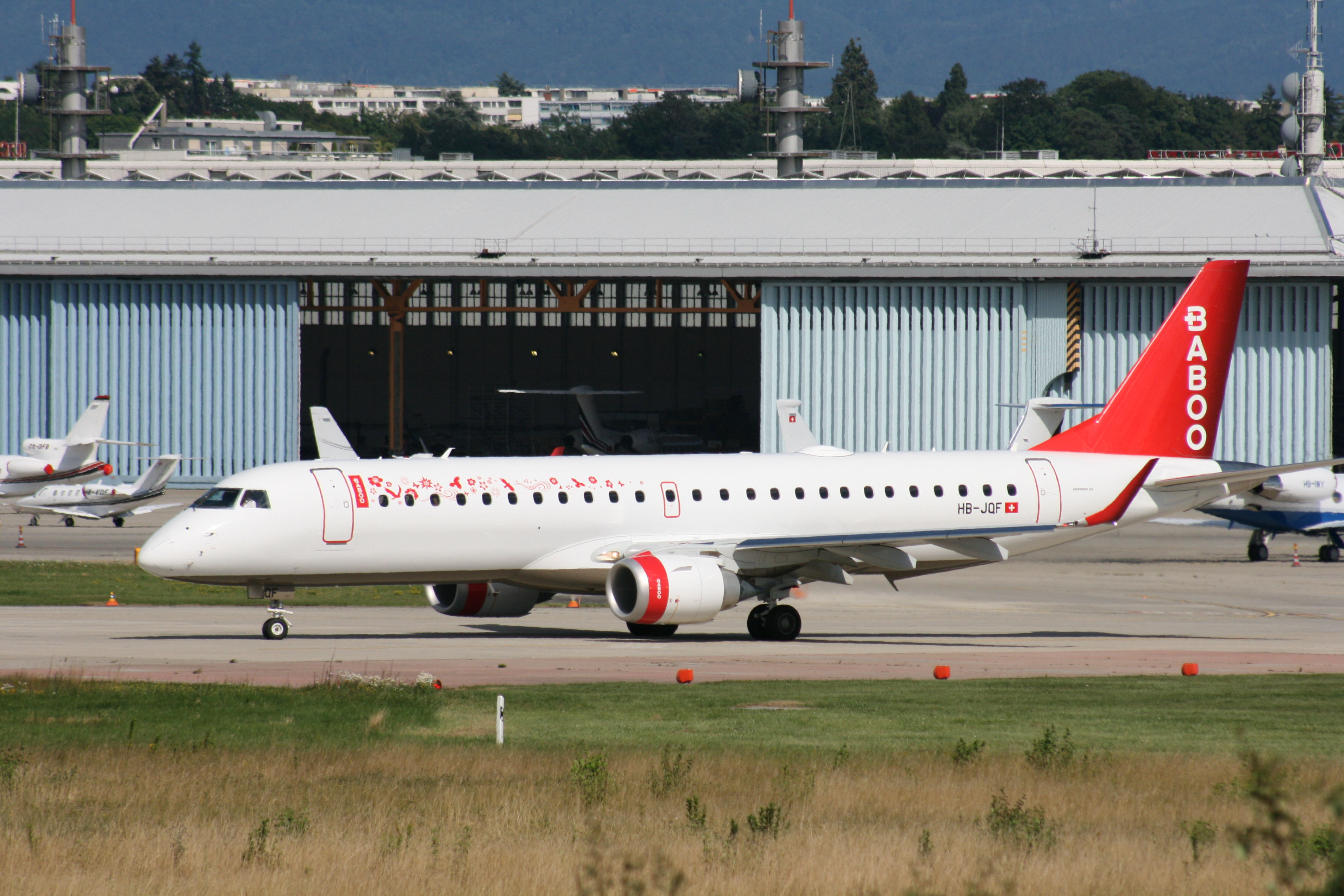 PH-AJU Douglas DC-2 HB.JQF Embraer 190-100LR Babou GVA 22.7.2008