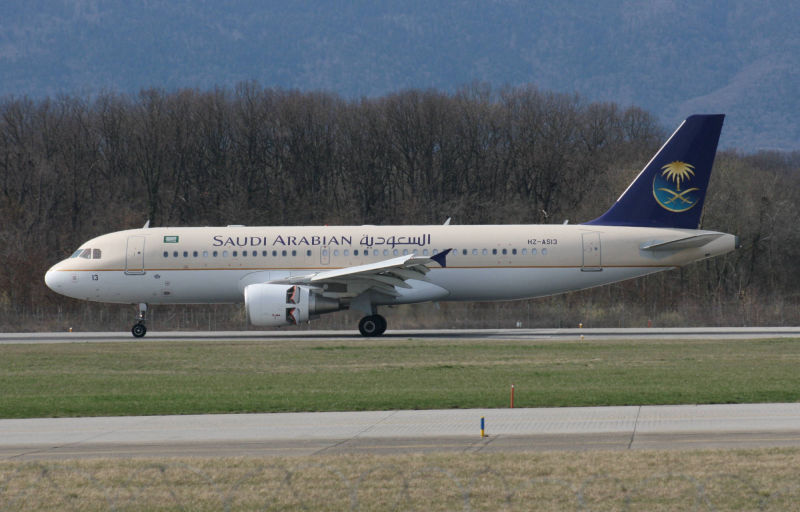 HZ-ASA A320-216 Saudi Arabian GVA 10.04.2010