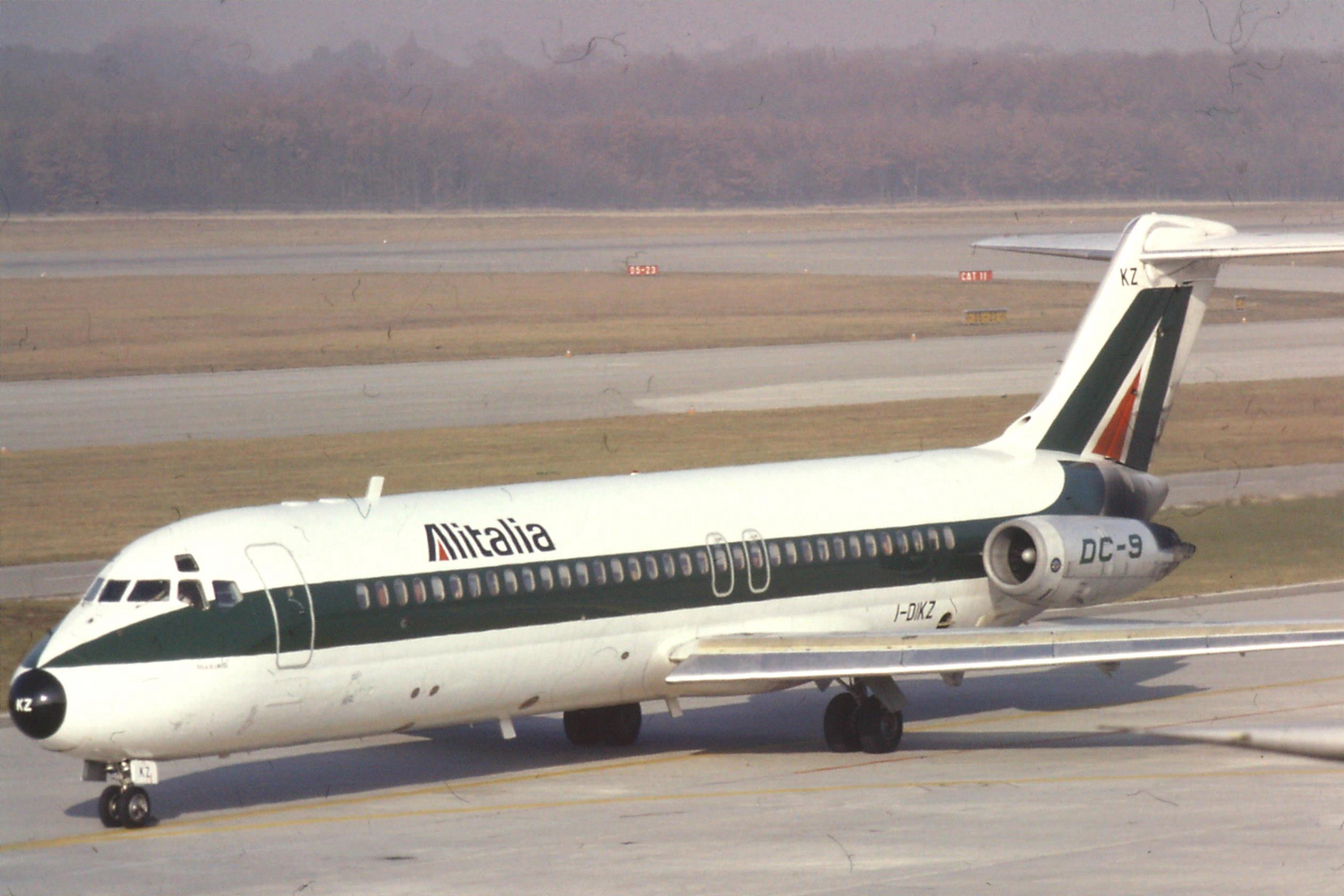 I-DIKZ DC-9-32 Alitalia I-DIKZ DC-9-32 Alitalia