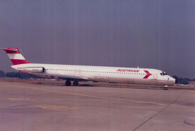 OE-LDP MD-81 Austrian GVA 
