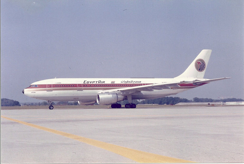 SU-BDG A300B4-203 Egyptair SU-BDG A300B4-203 Egyptair