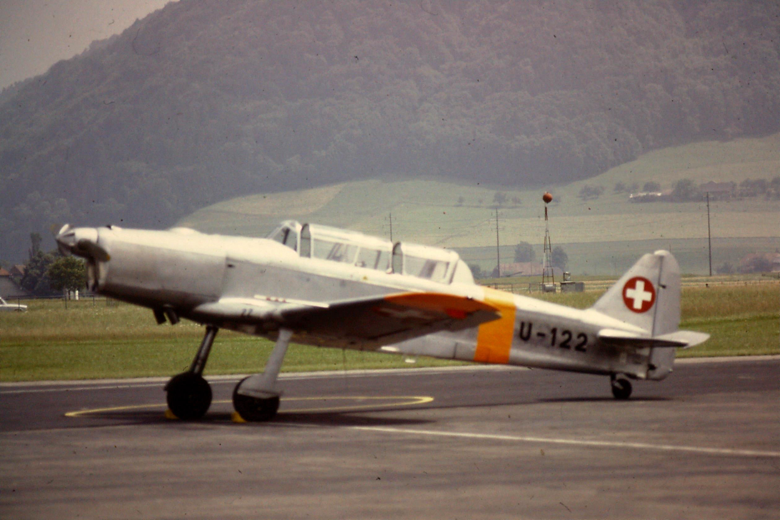 U-122 Pilatus P-2 Swiss Air Force